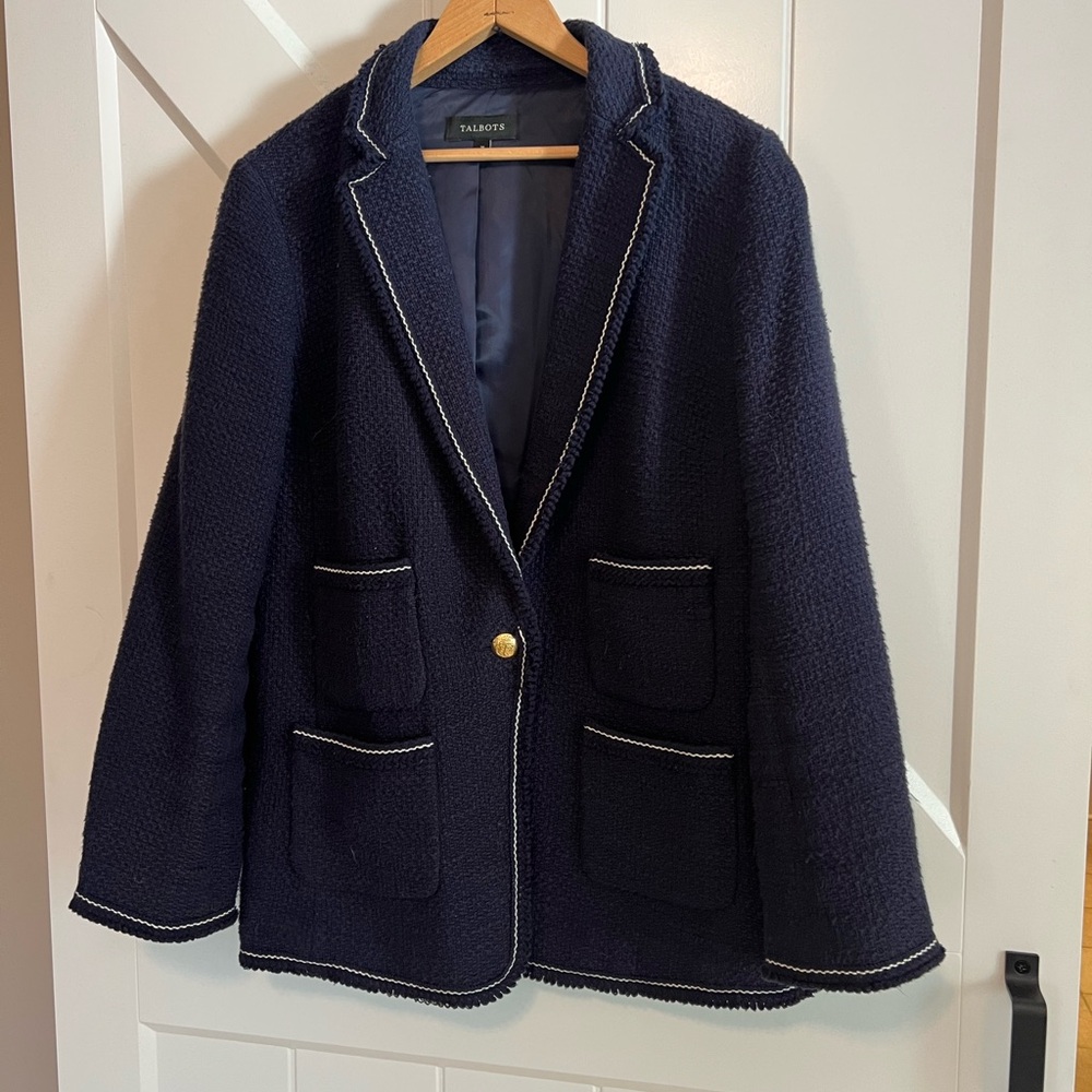 Size 16 Talbots Navy Blazer with White Piping